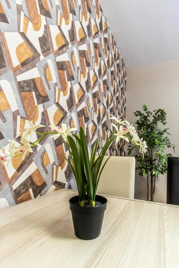 Corvin-Luxe, 3 Bedroom Apartment In City Center Budapest