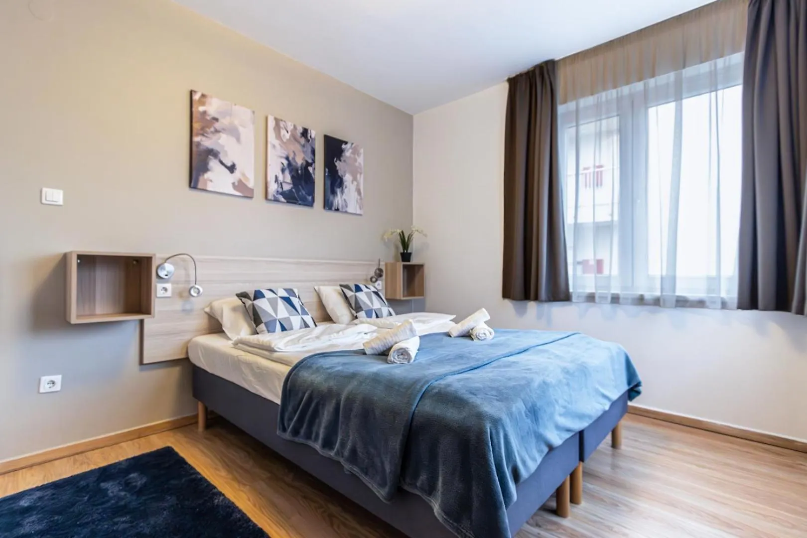 Corvin-Luxe, 3 Bedroom Apartment In City Center 布达佩斯